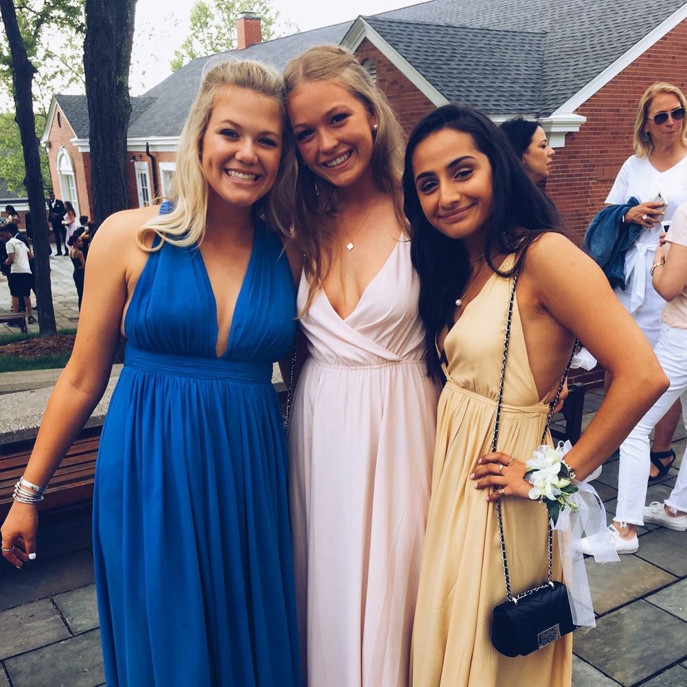 Meet your Posher, Marina